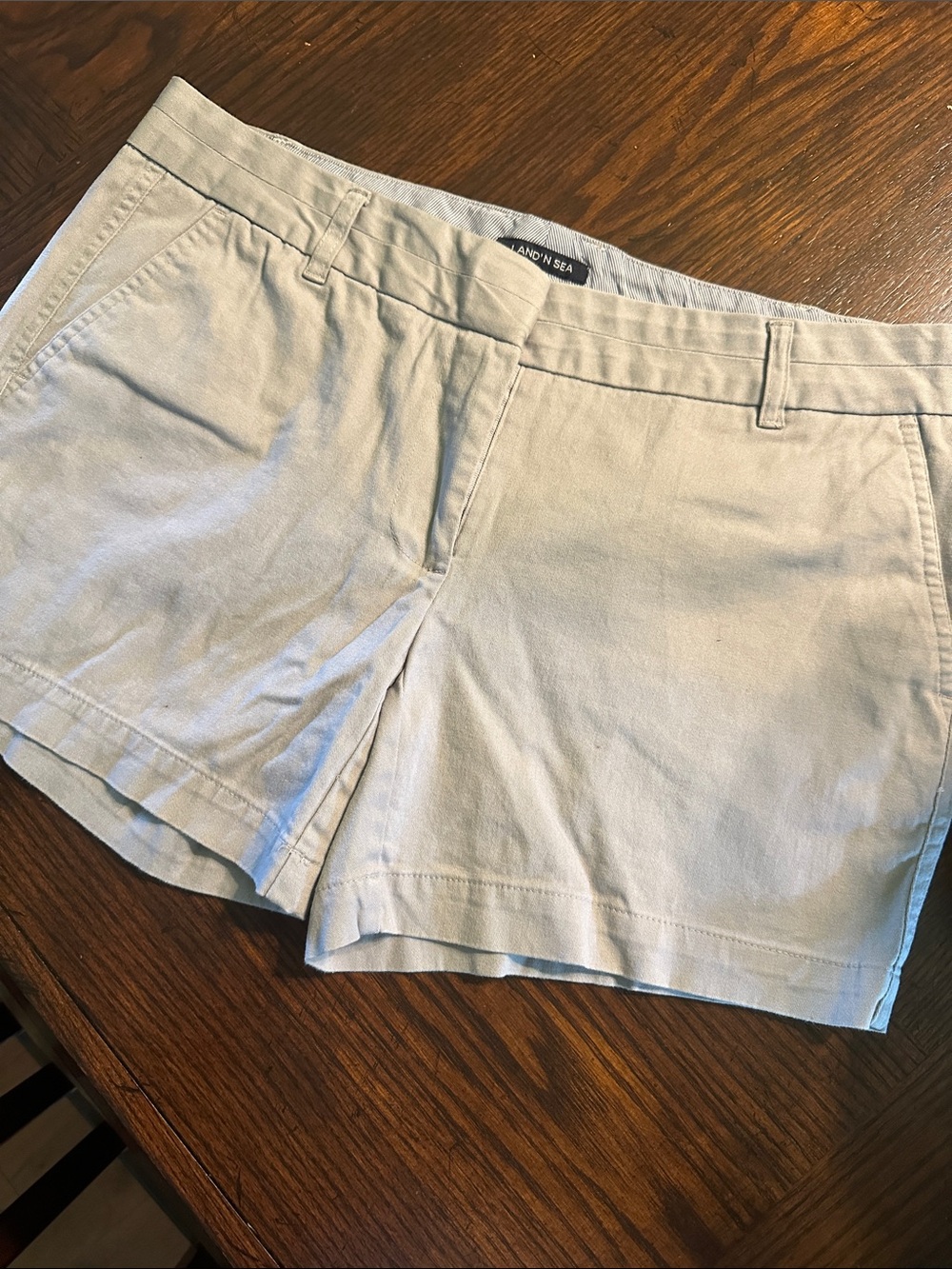 Women's Cream Chino Shorts